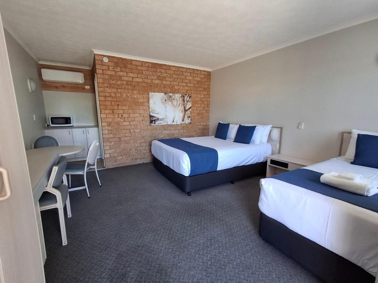 Blue Diamond Motor Inn Dubbo Exteriör bild