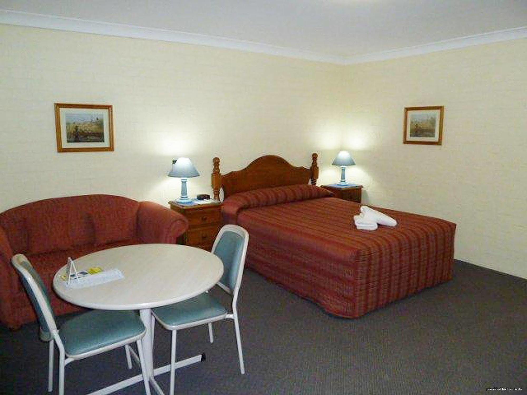 Blue Diamond Motor Inn Dubbo Rum bild
